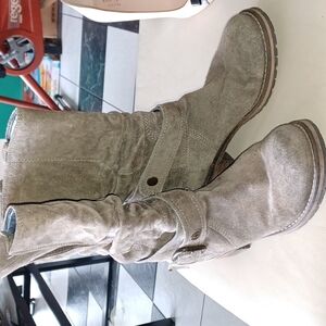 Clarks Majorca Villa boots size 6 taupe slouch